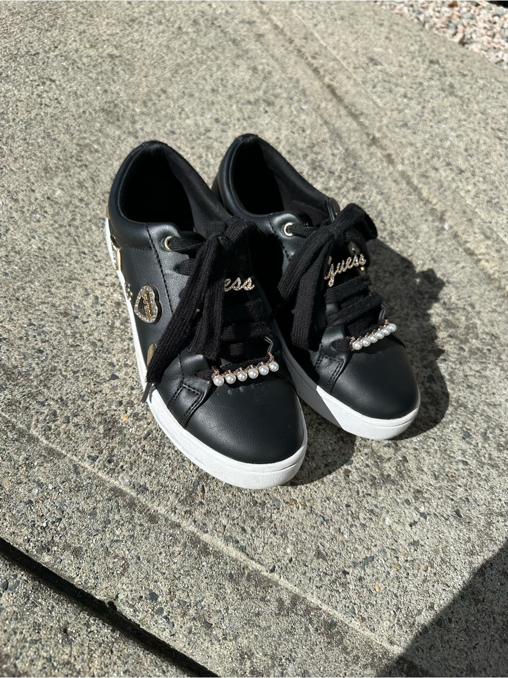 GUESS Black Leather Low-Top Sneakers with Pearl Accent